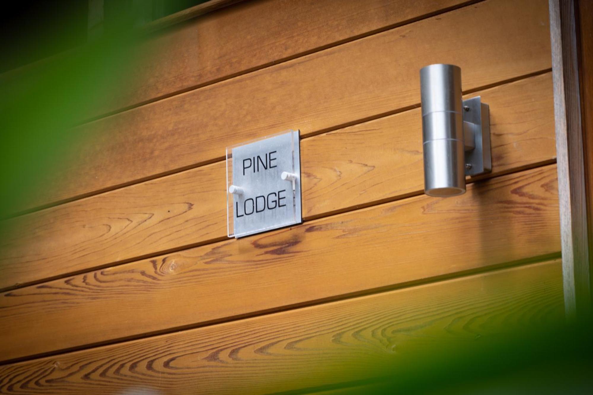Wensleydale Lodge *